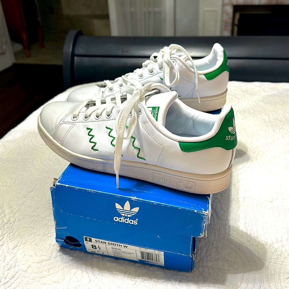 Stan Smith original Zig Zags. Worn once for st Patrick’s in NY! Good luck